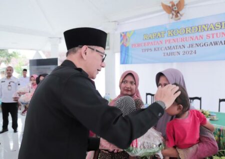 RT dan RW di Jember Dapat Insentif, Wabup Gus Firjaun Minta Timbal Balik Ini