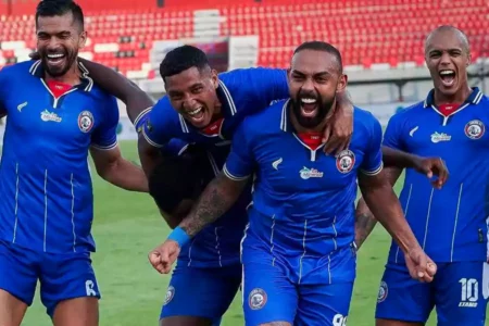 PREVIEW Arema FC vs Persis: Singo Edan Bidik Tiga Poin di Kanjuruhan Pemain Arema FC. (Instagram Arema FC Official)