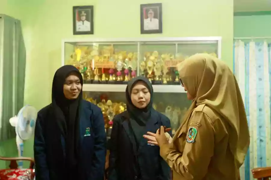 Begini Aktivitas Lulusan Program Banyuwangi Cerdas.