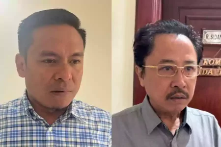 Ketua Komisi A DPRD Surabaya dari Fraksi Golkar Arif Fathoni (kiri) dan Ketua Komisi C dari Fraksi PDIP, Baktiono (kanan). [Beritajatim/Ade]