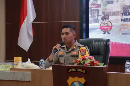 PSHT Minta Maaf ke Kapolres Jember, Berjanji Cari Pelaku Pengeroyokan Terhadap Polisi foto beritajatim