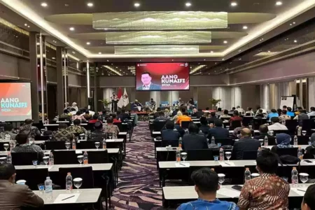Catat Tahapan Pencalonan Pilgub Jatim 2024, Pendaftaran Terakhir 29 Agustus KPU Jatim melakukan sosialisasi tentang tahapan Pilgub Jatim.