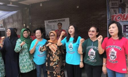 Pilbup Jombang 2024, Mundjidah Tunggu Isyarat Langit untuk Tentukan Wakil foto beritajatim