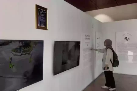 Suasana di dalam Museum Olahraga Surabaya.