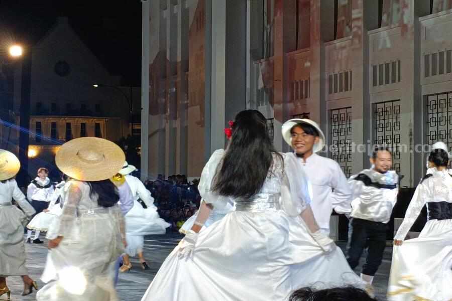 Pertunjukan opera dalam peresmian Kota Lama Surabaya (dok. Rama Indra/beritajatim.com)