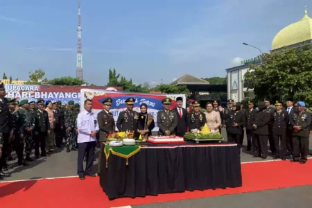 Kapolres Tuban AKBP Suryono bersama Forkopimda Kabupaten Tuban. [foto: Diah Ayu/beritajatim.com]