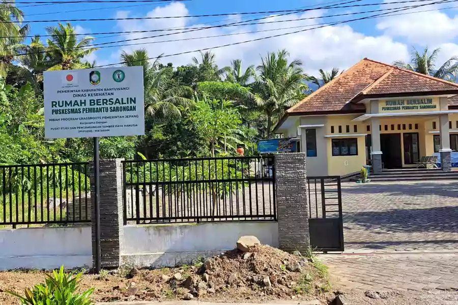 Tempat bersalin ibu di Banyuwangi yang melahirkan dalam mobil.