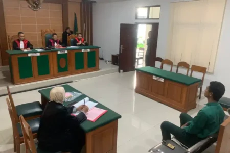 Anak di Blitar Jadi Korban Penganiayaan, Pelaku Tak Ditahan foto beritajatim