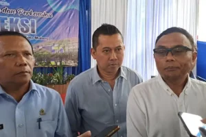 Dirut Tugu Tirta Kota Malang Priyo Sudibyo bersama Dirut Among Tirto, Edi Sunaedi dan Dirut Perumda Tirta Kanjuruhan, Syamsul Hadi.