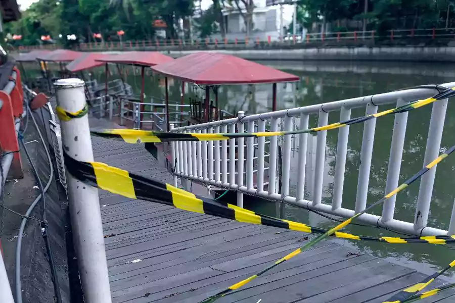Kondisi Wisata Kuliner Apung di Taman Prestasi Surabaya (Rama Indra/Beritajatim.com)