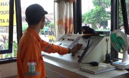 Tahun 2024, Semua Perlintasan Kereta Api di Blitar Telah Berpalang