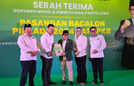 Syauqul Muhibbin dan Elim Tyu Samba Terima Rekomendasi Pilwali Blitar dari PKB