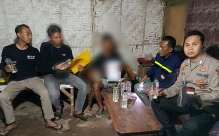 Polisi Situbondo Sita Arak di Desa Kalimas Besuki
