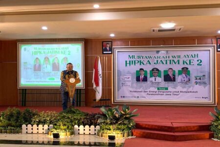 Dokter Agung Aklamasi Terpilih Ketua HIPKA KAHMI Jatim 2024-2029 foto beritajatim