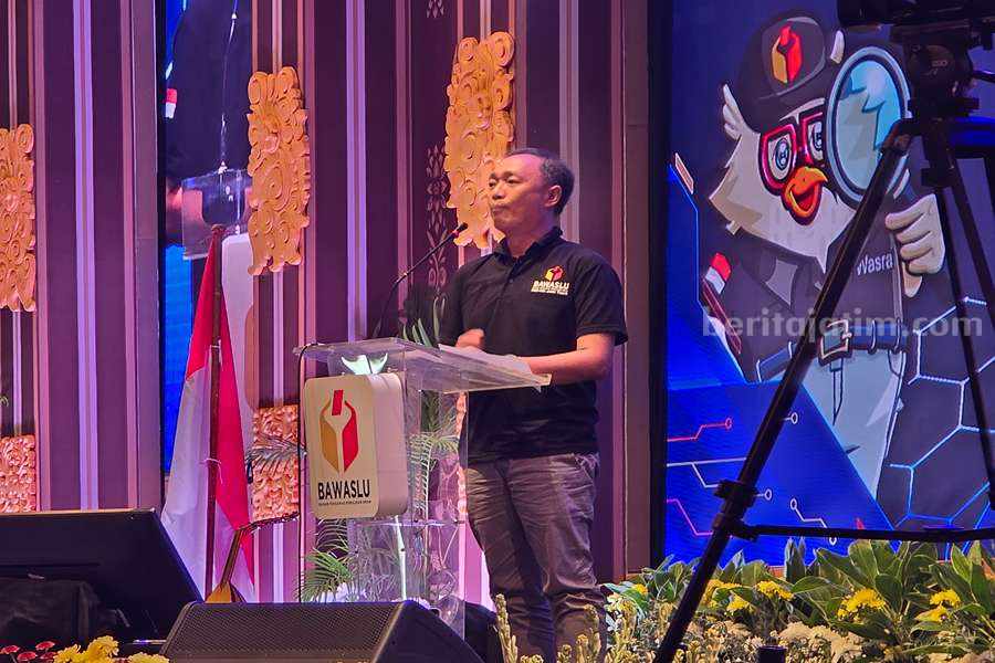 Ketua Bawaslu Jatim saat Peluncuran Rumah Data
