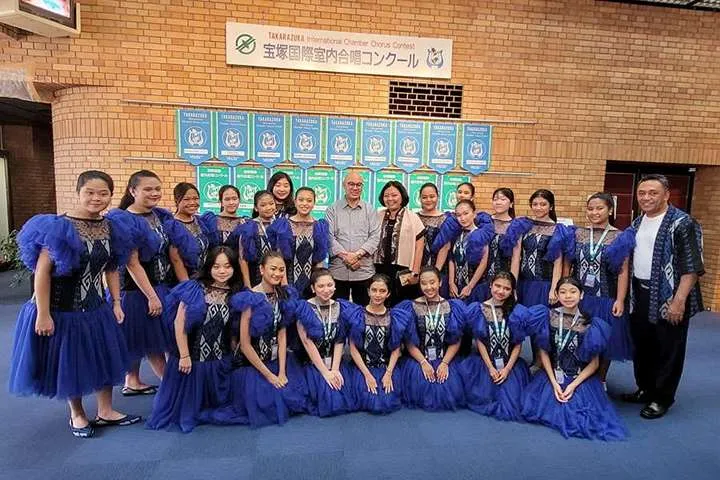 Paduan Suara Arek Suroboyo (PSAS) saat berada di Jepang mengikuti Takarazuka International Chamber Chorus Contest (TICCC).