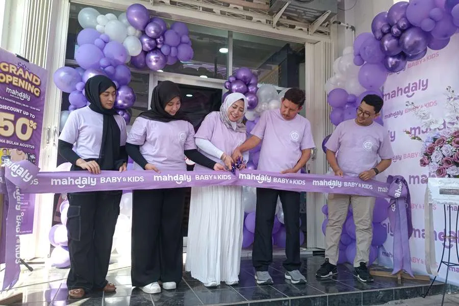 Grand Opening Cabang Baru Mahdaly Baby and Kids di Jalan Raya Menganti 411 B, Wiyung, Surabaya.