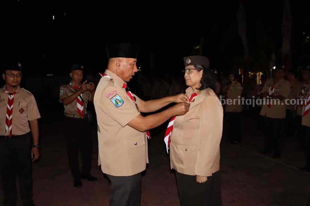 Pj Wali Kota Kediri Raih Lencana Pancawarsa IV, Ini Maknanya