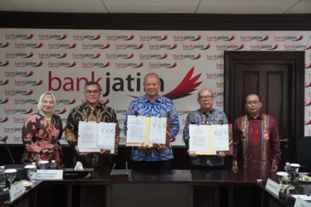 Bankjatim dan KBI Kerja Sama Tingkatkan Layanan Resi Gudang dan DPK foto beritajatim