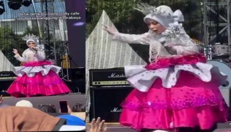 Kronologi Lolly Unyu Jatuh dari Panggung Saat Konser di Surabaya Detik-detik owner Lolly Caffe, Lolly Unyu terjatuh dari atas panggung saat konser di Surabaya, Minggu (4/8/2024). (Instagram/eventlagi.id)