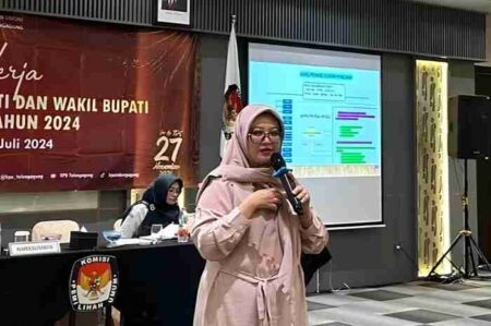 Akademisi dan Ahli Hukum Tulungagung Dian Ferricha.