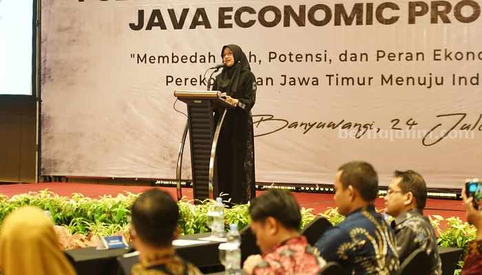 Bupati Banyuwangi Ipuk Fiestiandani