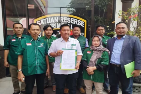 Pengurus DPC PKB Ponorogo usai melaporkan M. Lukman Edy ke Polres Ponorogo. (Foto/DPC PKB Ponorogo)