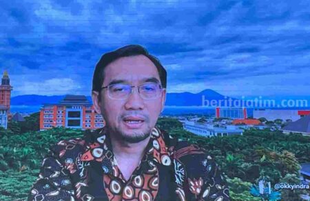 Rektor Universitas Brawijaya, Prof. Widodo saat sambutan di acara sekolah keragaman (Foto: Istimewa)