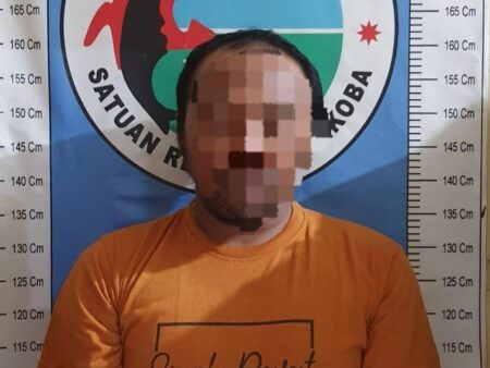 Tersangka SS yang kedapatan bawa sabu. (Foto: Ist)
