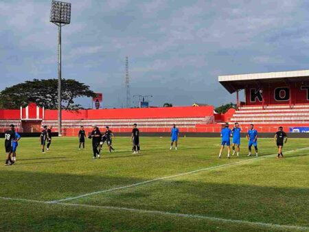 Borneo FC Berharap Tuah Lapangan Stadion Soepriadi Blitar yang Kurang Baik