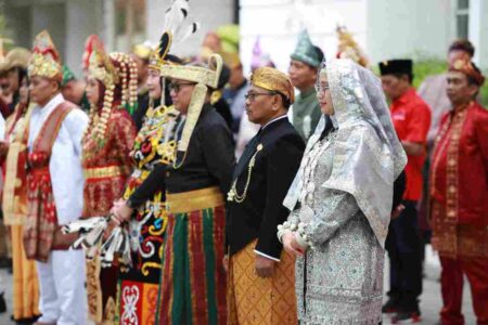Miniatur Indonesia saat Upacara Kemerdekaan RI di Banyuwangi