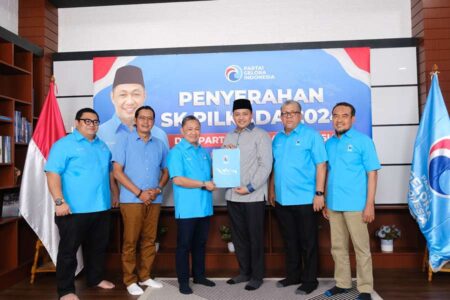 Dukungan Semakin Deras, Pasangan Rusdi Sutedjo dan Shobih Asrori Gaspol Partai Gelora secara resmi memberikan rekomendasinya kepada Rusdi Sutedjo dan Shobih Asrori.
