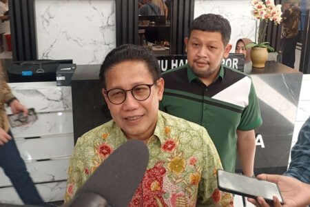 PKB Optimistis Kalahkan Khofifah, Gus Halim: Jangan Sampai Lawan Kotak Kosong foto beritajatim