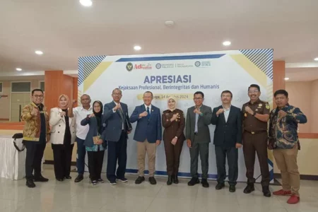 Akademisi Unair Sebut Aparat Hukum Dipercaya Publik Ekonomi Tambah 2,5% Pascasarjana Unair