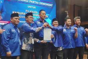 Demokrat Beri Rekom ke Kiai Kholil-Sukri di Pilkada Pamekasan