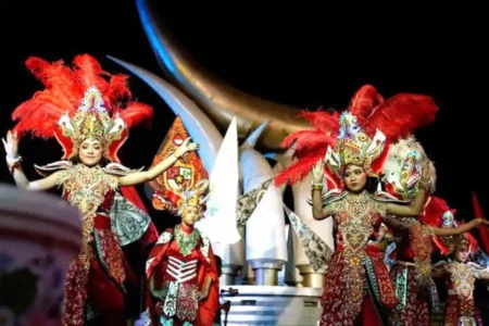 Jalan Utama Ditutup untuk Ngawi Specta Carnival 2024, Berikut Jalur Alternatifnya Ngawi Specta Carnival 2024