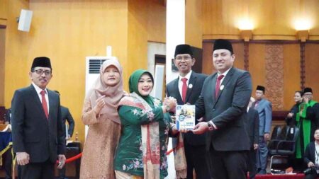 Laila Mufidah, Caleg Perempuan Terpopuler di Surabaya Siap Lanjutkan Pengabdian di DPRD