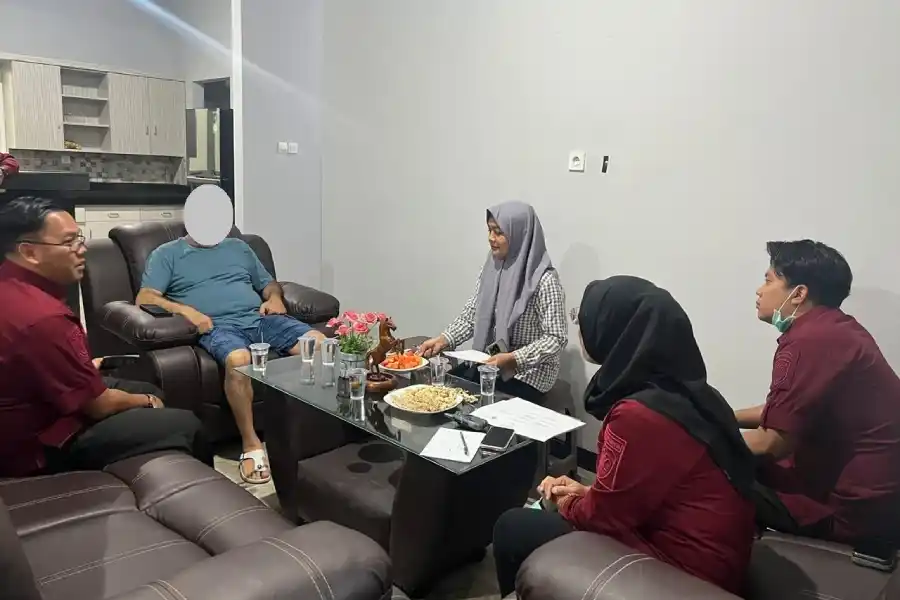 Imigrasi Blitar Razia PT di Tulungagung, Temukan Dua WNA foto berita jatim