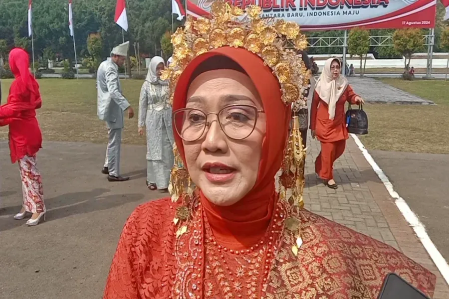 indah Wahyuni