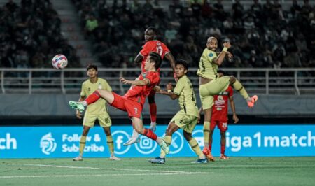 Persebaya Surabaya mengalahkan Barito Putera dengan skor 2-1 pada pertandingan pekan ketiga Liga 1 musim 2024/2025. Foto: Persebaya