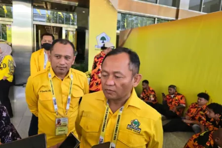 Jelang Munas Golkar, Sarmuji: Bahlil Satu-satunya Caketum foto berita jatim
