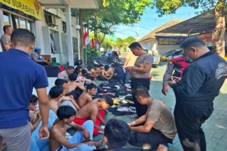 Polrestabes Surabaya Amankan Pesilat Aksi Konvoi di Siang Bolong Silat Surabaya