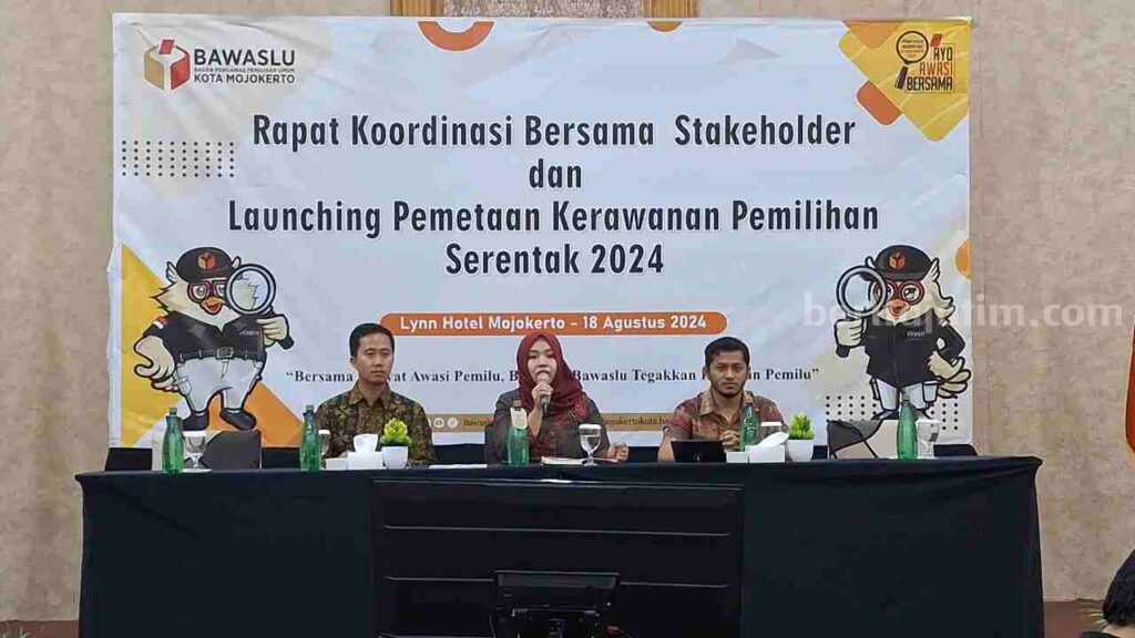 Rapat Koordinasi Berdama Stakeholder dan Launching Pemetaan Kerawanan Pemilihan Kepala Daerah (Pilkada) Serentak 2024 di salah satu hotel di Kota Mojokerto. [Foto : Misti/beritajatim.com]