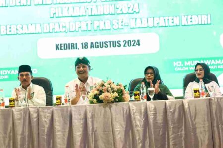 Konsolidasi PKB, Berikut 9 Program Prioritas Deny – Mudawamah Wujudkan Kediri Hebat Pasangan bacalon Bupati Kediri Deny - Mudawamah paparkan 9 program prioritas untuk wujudkan Kediri Hebat