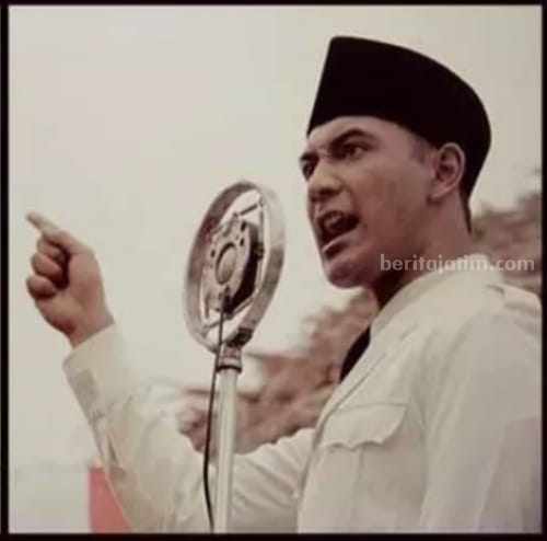 Ragam Film Kemerdekaan 17 Agustus, Ini Deretan Aktor yang Pernah Perankan Sosok Soekarno Ario Bayu saat memerankan Film Soekarno.