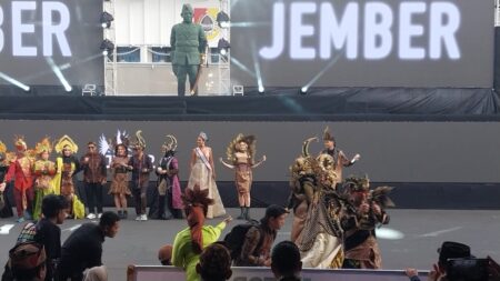 JFC Tampilkan Dua Kota dalam Dua Defile JFC Tampilkan Dua Kota dalam Dua Defile