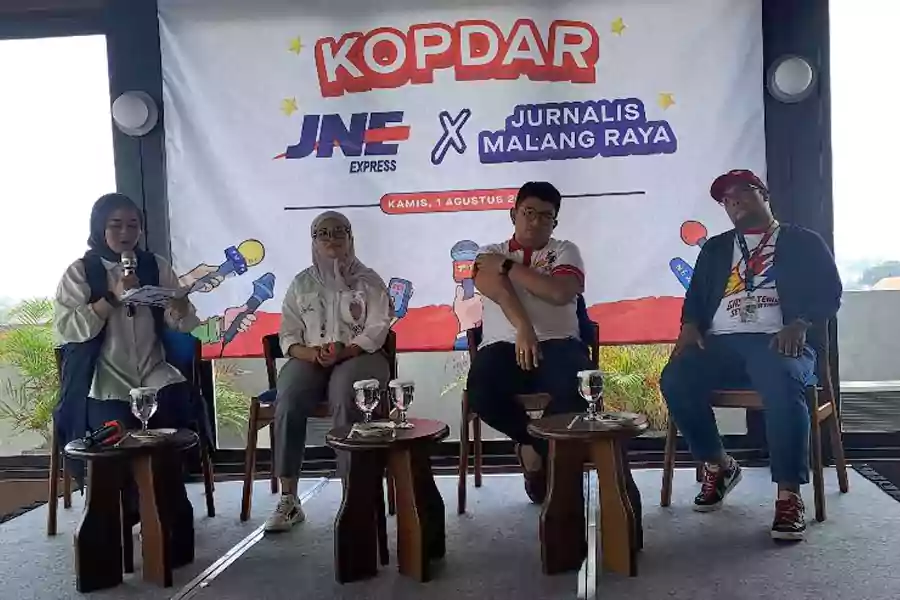 Lika Souvenir saat menjadi inspiratif UMKM JNE di Malang.