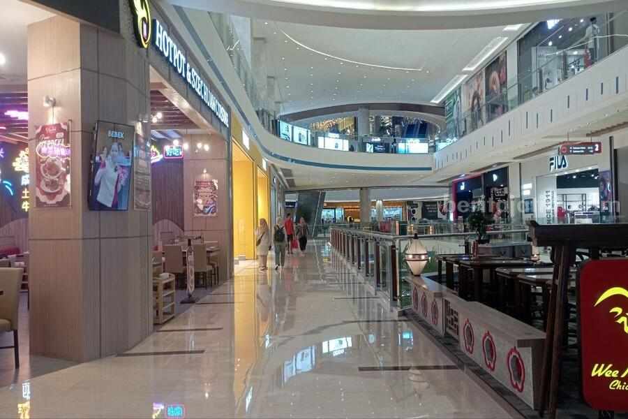 Galaxy Mall Surabaya (Asyiyah Ika)
