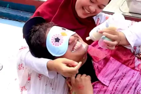 Ilustrasi lomba agustusan yang seru bikin ngakak. [Youtube/Azmannis]