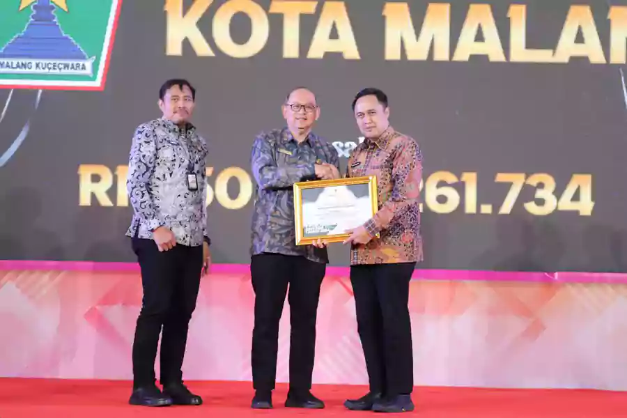 Pemkot Malang raih penghargaan di ajang e-Purchasing Award Jatim 2024. (Prokopim Pemkot Malang)
